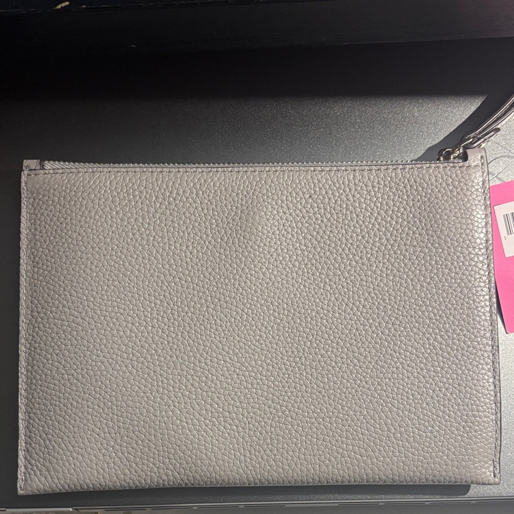 Kate Spade - Picture 2 of 4